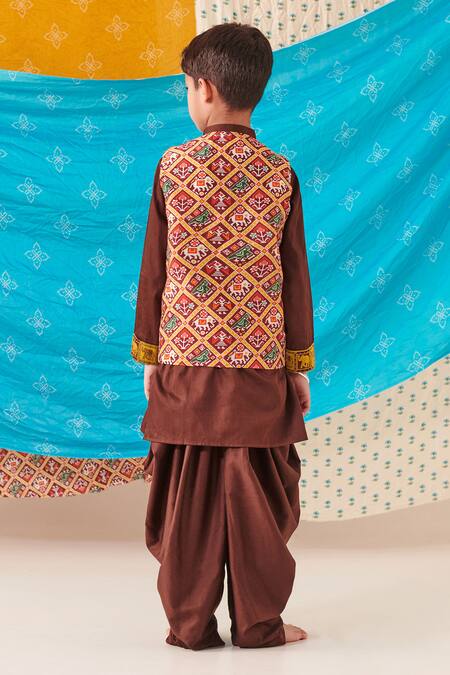 Shop Cute Couture Brown Silk Print Elephant Motif Bundi Kurta Set at Aza Fashions Shop_Cute Couture_Brown Silk Print Elephant Motif Bundi Kurta Set _at_Aza_Fashions