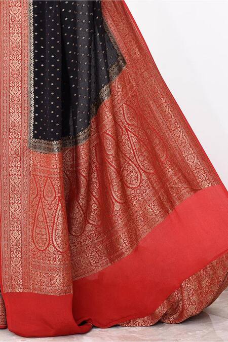 Shop_Naaritva India_Black Crepe Contrast Pallu Banarasi Saree With Running Blouse _Online_at_Aza_Fashions