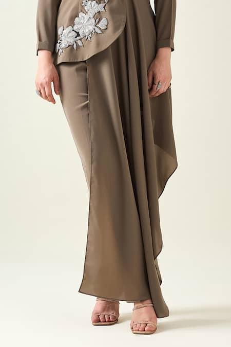 Aakaar Green Modal Embroidery Floral Applique Blazer And Pant Set Online at Aza Fashions Aakaar_Green Modal Embroidery Floral Applique Blazer And Pant Set _Online_at_Aza_Fashions