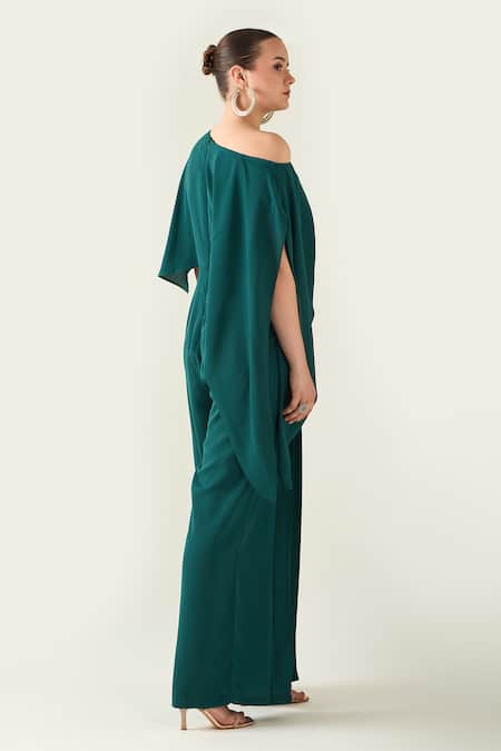 Shop Aakaar Green Crepe One Shoulder Jumpsuit With Metallic Belt at Aza Fashions Shop_Aakaar_Green Crepe One Shoulder Jumpsuit With Metallic Belt _at_Aza_Fashions