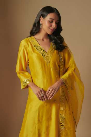 Buy Asaga Yellow Organza, Chanderi, Muslin Sequins, Cut Work, Scatter Kurta Pant Set Online at Aza Fashions Buy_Asaga_Yellow Organza, Chanderi, Muslin Sequins, Cut Work, Scatter Kurta Pant Set _Online_at_Aza_Fashions