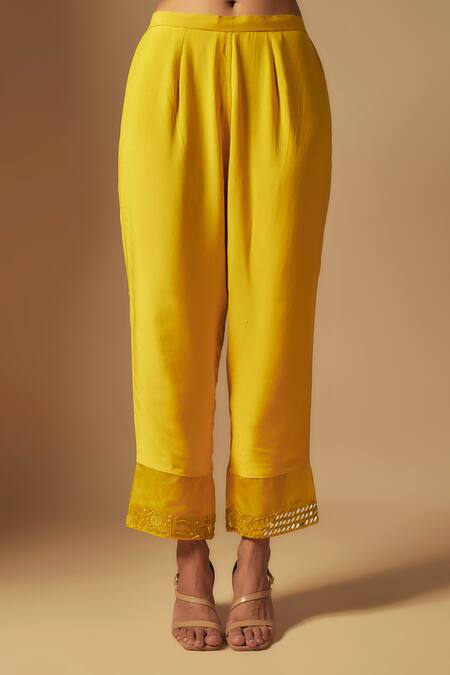 Asaga Yellow Organza, Chanderi, Muslin Sequins, Cut Zentangle Cutdana Kurta Pant Set Online at Aza Fashions Asaga_Yellow Organza, Chanderi, Muslin Sequins, Cut Zentangle Cutdana Kurta Pant Set _Online_at_Aza_Fashions