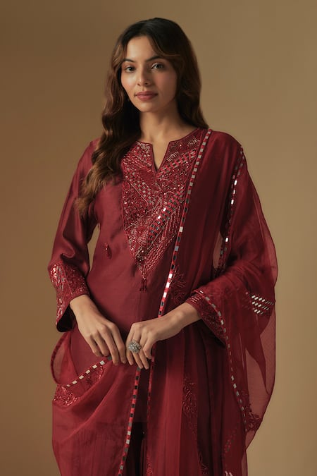 Buy Asaga Red Organza, Chanderi Cut Work, Zentangle Embroidered Short Kurta Sharara Set Online at Aza Fashions Buy_Asaga_Red Organza, Chanderi Cut Work, Zentangle Embroidered Short Kurta Sharara Set _Online_at_Aza_Fashions