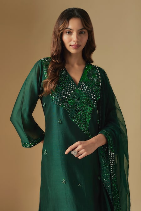 Buy_Asaga_Emerald Green Organza, Chanderi, Muslin Cut Work, Zentangle Kurta Pant Set _Online_at_Aza_Fashions