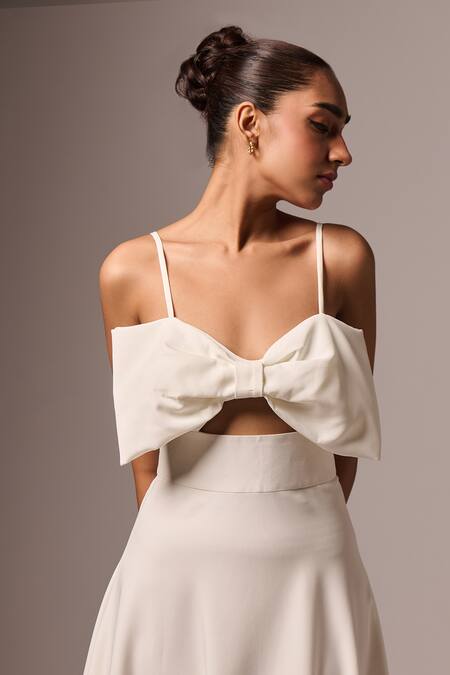 Buy_Emblaze_White Crepe Sweetheart Neck Sleeveless Bow Dress _Online_at_Aza_Fashions