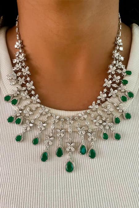 Prerto Emerald Green Diamond Butterfly Shaped Necklace Set 