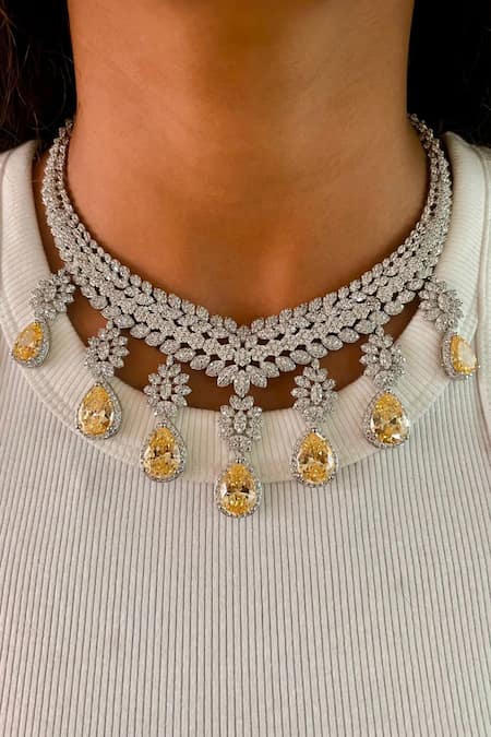 Prerto Crystal Embellished Necklace Set 