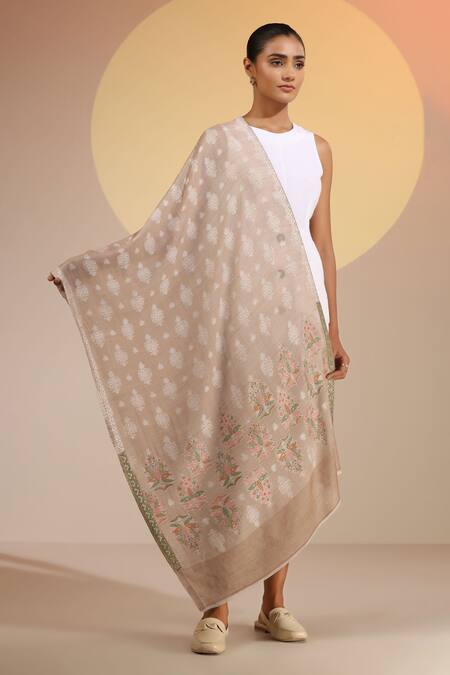Shop Dusala Beige Gifta Floral Pattern Cashmere Fine Wool Stole at Aza Fashions Shop_Dusala_Beige Gifta Floral Pattern Cashmere Fine Wool Stole _at_Aza_Fashions