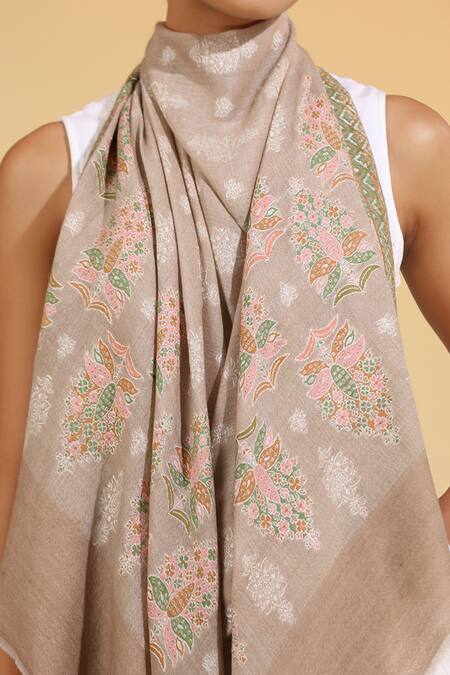 Shop Dusala Beige Gifta Floral Pattern Cashmere Fine Wool Stole Online at Aza Fashions Shop_Dusala_Beige Gifta Floral Pattern Cashmere Fine Wool Stole _Online_at_Aza_Fashions
