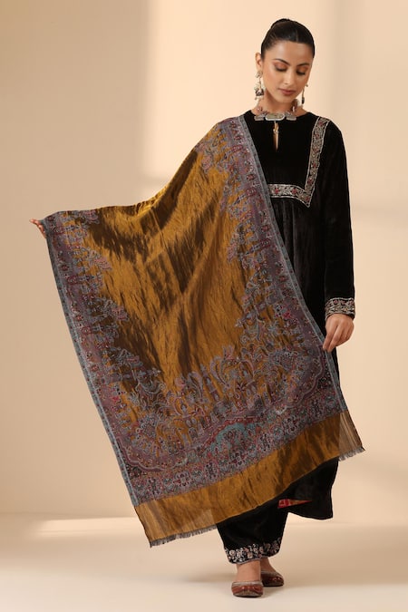 DUSALA Gold Zari Tulip Cashmere Fine Wool Stole 