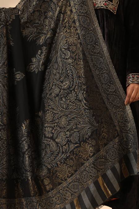 Buy Dusala Black Tori Cashmere Fine Wool Shawl Online at Aza Fashions Buy_Dusala_Black Tori Cashmere Fine Wool Shawl _Online_at_Aza_Fashions