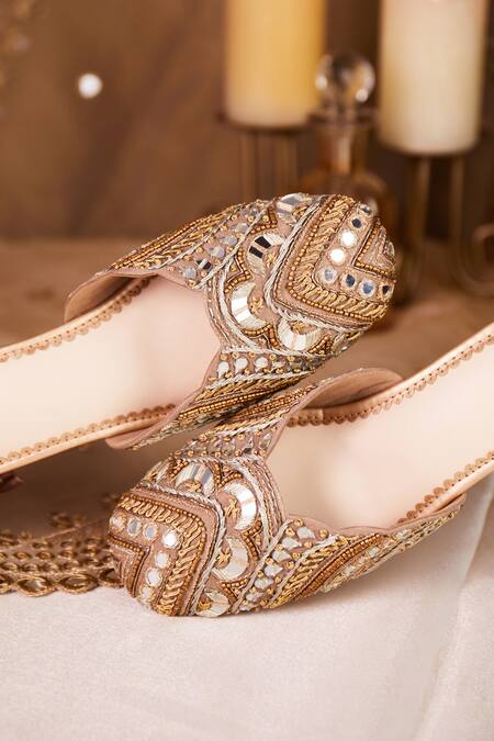 Buy House Of Vian Gold Zari, Mirrors, Sequins Mahira Mirrorwork Mule Heels Online at Aza Fashions Buy_House Of Vian_Gold Zari, Mirrors, Sequins Mahira Mirrorwork Mule Heels _Online_at_Aza_Fashions