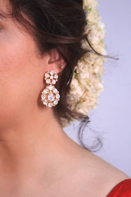 Studio6 Jewels Floral Carved Earrings 