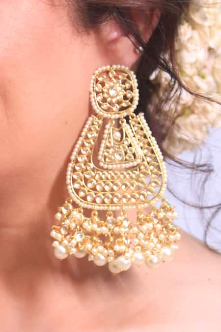 Studio6 Jewels Pearl Embellished Earrings 