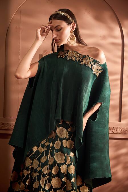 Tasuvure Indes_Green Embroidery Lace Detailed Cape With Kalidar Lehenga_Online_at_Aza_Fashions