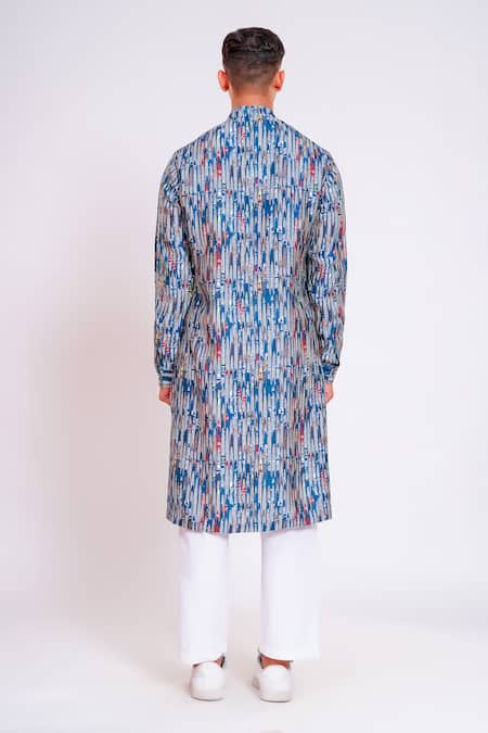 Shop Studio Error Blue Cotton, Silk Wavey Glitch Pattern Print Kurta at Aza Fashions Shop_Studio Error_Blue Cotton, Silk Wavey Glitch Pattern Print Kurta _at_Aza_Fashions