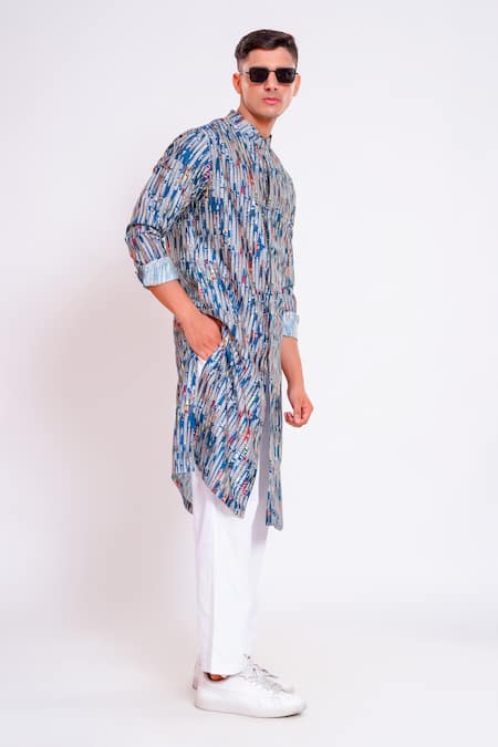 Studio Error Blue Cotton, Silk Wavey Glitch Pattern Print Kurta at Aza Fashions Studio Error_Blue Cotton, Silk Wavey Glitch Pattern Print Kurta _at_Aza_Fashions