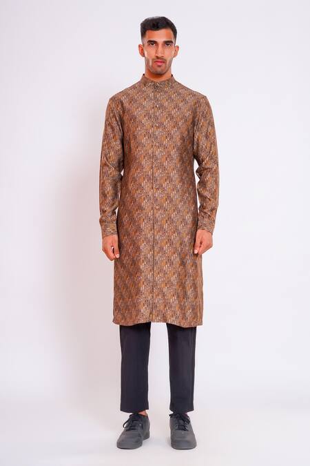 Buy Studio Error Brown Cotton, Silk Abstract Line Print Straight Kurta Online at Aza Fashions Buy_Studio Error_Brown Cotton, Silk Abstract Line Print Straight Kurta _Online_at_Aza_Fashions