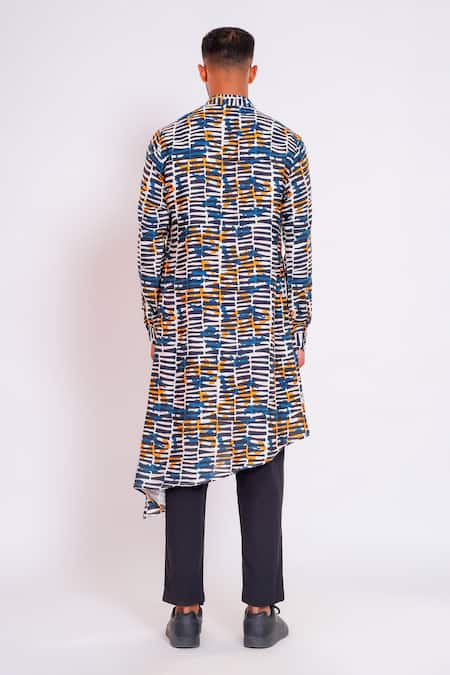 Shop Studio Error Black Cotton, Silk Abstract Checks Print Kurta at Aza Fashions Shop_Studio Error_Black Cotton, Silk Abstract Checks Print Kurta _at_Aza_Fashions