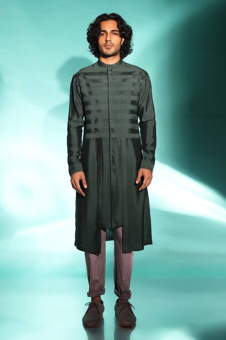 Shop Studio Error Green Cotton, Silk Track Cut-out Hem Pintuck Kurta Online at Aza Fashions Shop_Studio Error_Green Cotton, Silk Track Cut-out Hem Pintuck Kurta _Online_at_Aza_Fashions