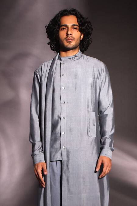 Studio Error Grey Cotton, Silk Solid Draped Kurta at Aza Fashions Studio Error_Grey Cotton, Silk Solid Draped Kurta _at_Aza_Fashions