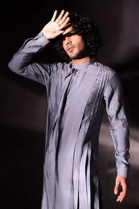 Studio Error Grey Cotton, Silk Solid Layered Drape Kurta Online at Aza Fashions Studio Error_Grey Cotton, Silk Solid Layered Drape Kurta _Online_at_Aza_Fashions