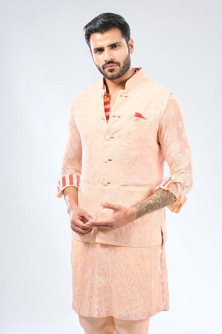 Rabani & Rakha Fauna Embroidered Bundi 