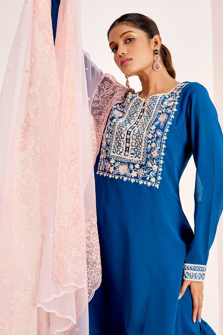 Buy_Suruchi Parakh_Blue Georgette, Organza Embroidery Round Neck Floral Bloom Kurta Pant Set _Online_at_Aza_Fashions