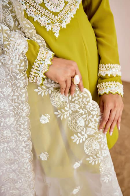 Shop_Suruchi Parakh_Green Organza, Georgette Sequins, Beads, Embroidery Round Floral Kurta Pant Set _Online_at_Aza_Fashions