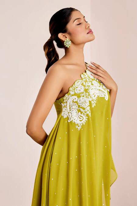 Buy Suruchi Parakh Green Georgette Embroidery Paisley Neckline Tunic And Flared Pant Set Buy_Suruchi Parakh_Green Georgette Embroidery Paisley Neckline Tunic And Flared Pant Set