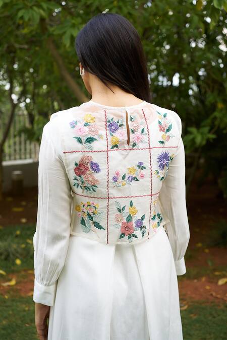 Buy_Purple Patch_White Silk Organza, Crepe Embroidery Round Neck Daisy Plain Dress With Cape _Online_at_Aza_Fashions