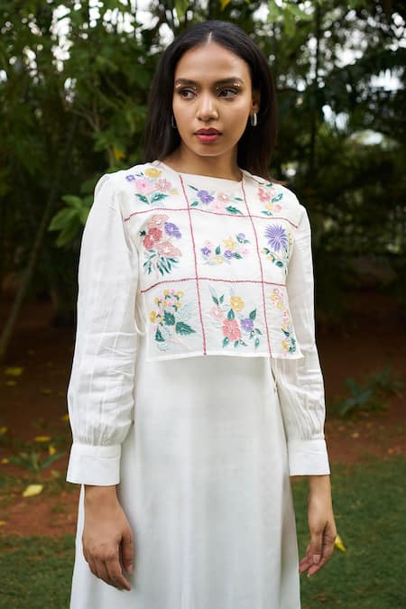 Shop_Purple Patch_White Silk Organza, Crepe Embroidery Round Neck Daisy Plain Dress With Cape _Online_at_Aza_Fashions