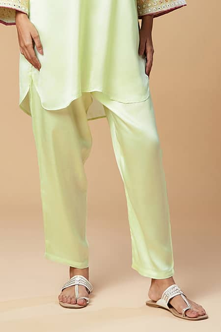 Spring Break_Green Cotton Satin Embroidery, Lace V-neck Yoke Kurta And Pant Set _Online_at_Aza_Fashions