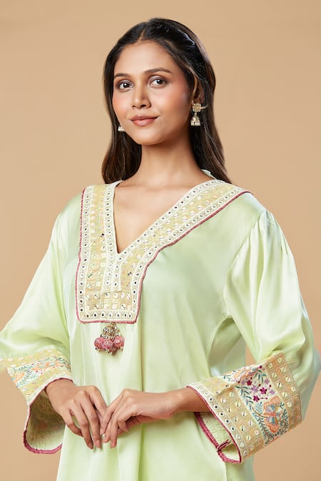 Buy_Spring Break_Green Cotton Satin Embroidery, Lace V-neck Yoke Kurta And Pant Set _Online_at_Aza_Fashions