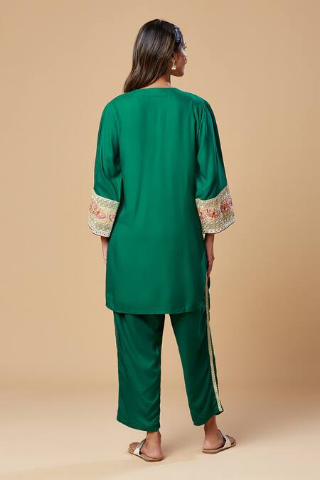 Shop Spring Break Green Rayon Embroidery V-neck Neckline Kurta And Pant Set at Aza Fashions Shop_Spring Break_Green Rayon Embroidery V-neck Neckline Kurta And Pant Set_at_Aza_Fashions