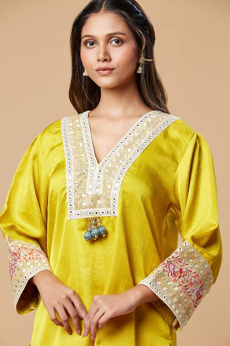 Buy Spring Break Yellow Silk Embroidery V-neck Neckline Straight Kurta And Pant Set Online at Aza Fashions Buy_Spring Break_Yellow Silk Embroidery V-neck Neckline Straight Kurta And Pant Set_Online_at_Aza_Fashions