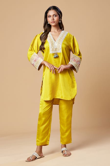 Spring Break Yellow Silk Embroidery V-neck Neckline Straight Kurta And Pant Set at Aza Fashions Spring Break_Yellow Silk Embroidery V-neck Neckline Straight Kurta And Pant Set_at_Aza_Fashions