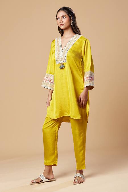 Buy Spring Break Yellow Silk Embroidery V-neck Neckline Straight Kurta And Pant Set Buy_Spring Break_Yellow Silk Embroidery V-neck Neckline Straight Kurta And Pant Set