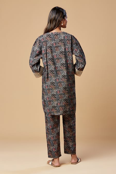 Spring Break Paisley Print Kurta & Pant Set 