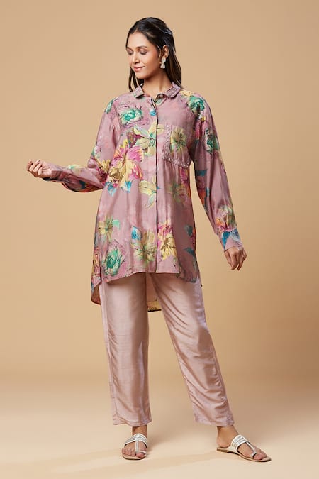 SPRING BREAK Purple Blended Silk Printed Floral Collared Shirt And Pant Set 