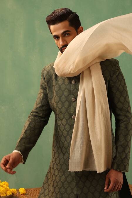 Buy_Dusala_Off White Shahid Cashmere Solid Stole _Online_at_Aza_Fashions