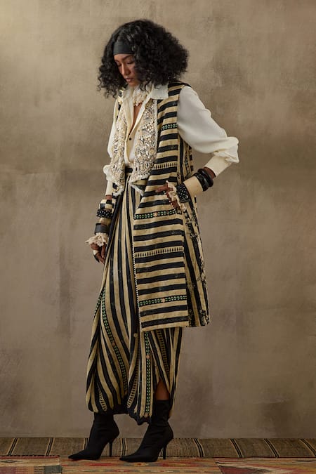 Aseem Kapoor Black Satin, Twill, Silk, Hina Structured Stripe Print Jacket And Trouser Set Online at Aza Fashions Aseem Kapoor_Black Satin, Twill, Silk, Hina Structured Stripe Print Jacket And Trouser Set _Online_at_Aza_Fashions