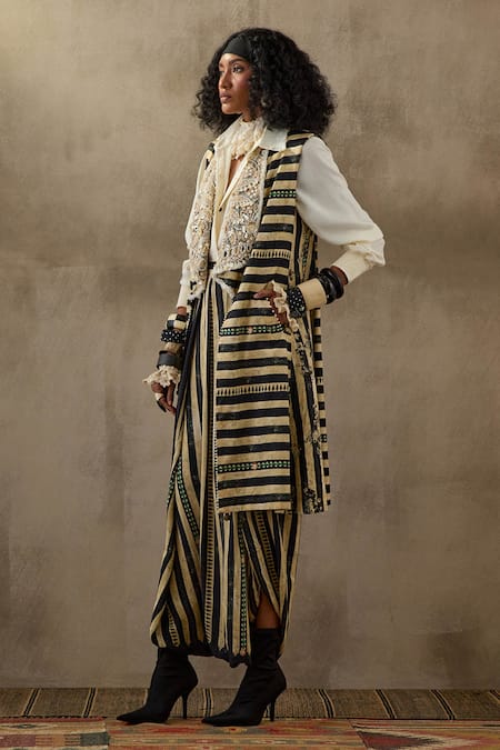 Buy Aseem Kapoor Black Satin, Twill, Silk, Hina Structured Stripe Print Jacket And Trouser Set Online at Aza Fashions Buy_Aseem Kapoor_Black Satin, Twill, Silk, Hina Structured Stripe Print Jacket And Trouser Set _Online_at_Aza_Fashions