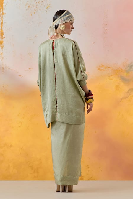 Shop Aseem Kapoor Green Crepe, Silk Tassels V-neck Kuru Embroidered Kurta And Draped Skirt Set at Aza Fashions Shop_Aseem Kapoor_Green Crepe, Silk Tassels V-neck Kuru Embroidered Kurta And Draped Skirt Set _at_Aza_Fashions