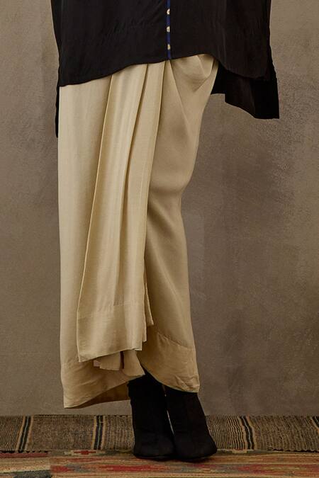 Aseem Kapoor Black Crepe Beads, Tassels Kuru Yoke Embroidered Kurta And Draped Skirt Set at Aza Fashions Aseem Kapoor_Black Crepe Beads, Tassels Kuru Yoke Embroidered Kurta And Draped Skirt Set _at_Aza_Fashions