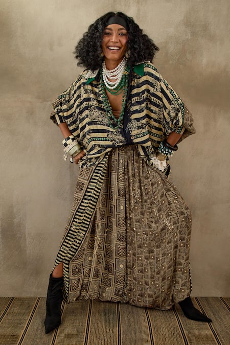 Aseem Kapoor Beige Crepe, Cotton Embroidery Collared Floral Batwing Sleeve Shirt Set at Aza Fashions Aseem Kapoor_Beige Crepe, Cotton Embroidery Collared Floral Batwing Sleeve Shirt Set _at_Aza_Fashions