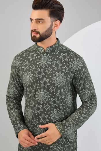 Buy_Kasbah_Green Georgette Embroidery Floral Bloom Kurta _Online_at_Aza_Fashions