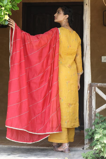 Label Kinjal Modi Floral Print Straight Kurta Pant Set 