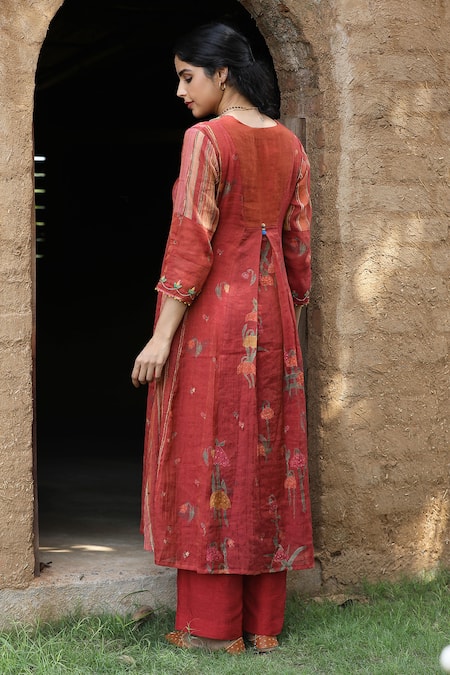 Label Kinjal Modi Flower Bloom Print Kalidar Kurta Pant Set 