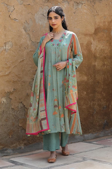 Label Kinjal Modi Flower Bloom Print Kalidar Kurta & Pant Set 